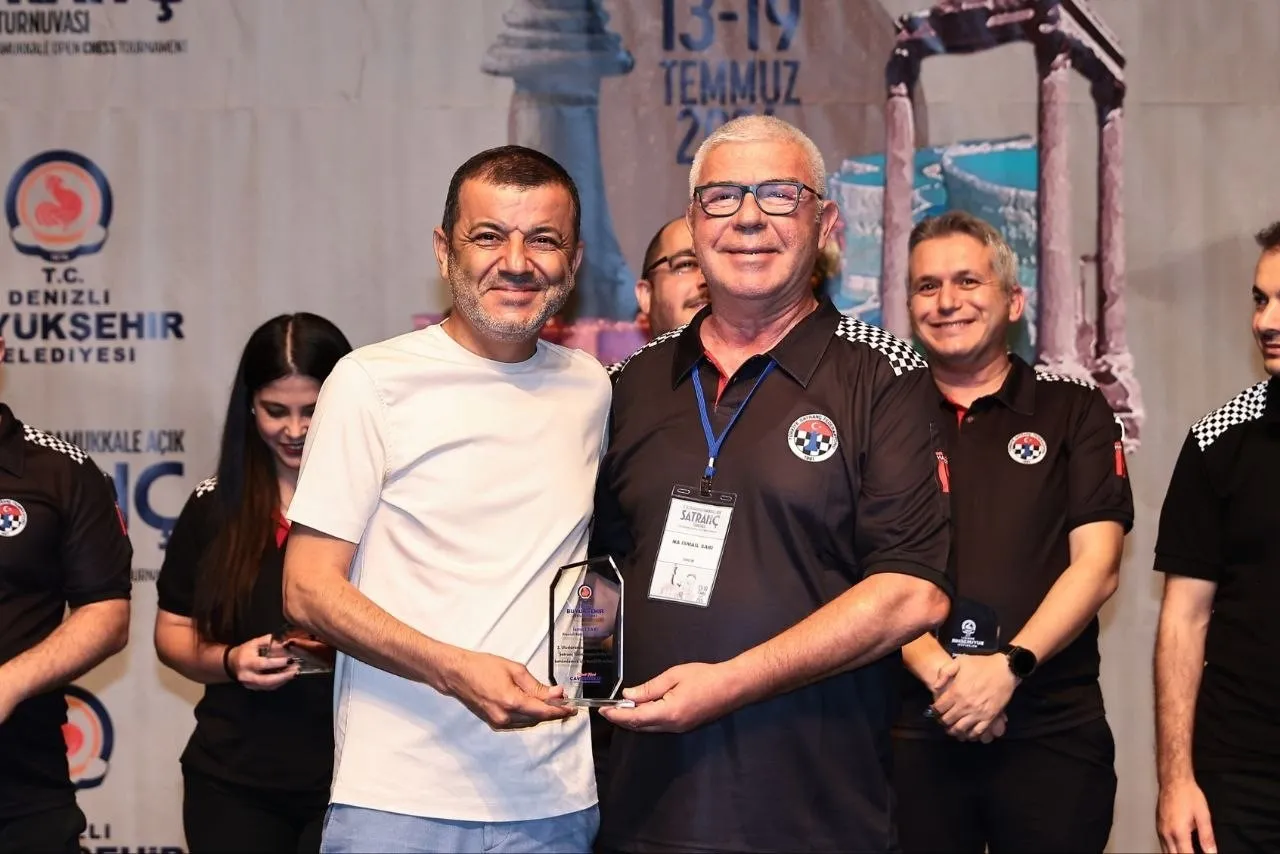 Denizli'de 1.4 milyonluk zeka savaşı: Şampiyonlar ödüllerine kavuştu