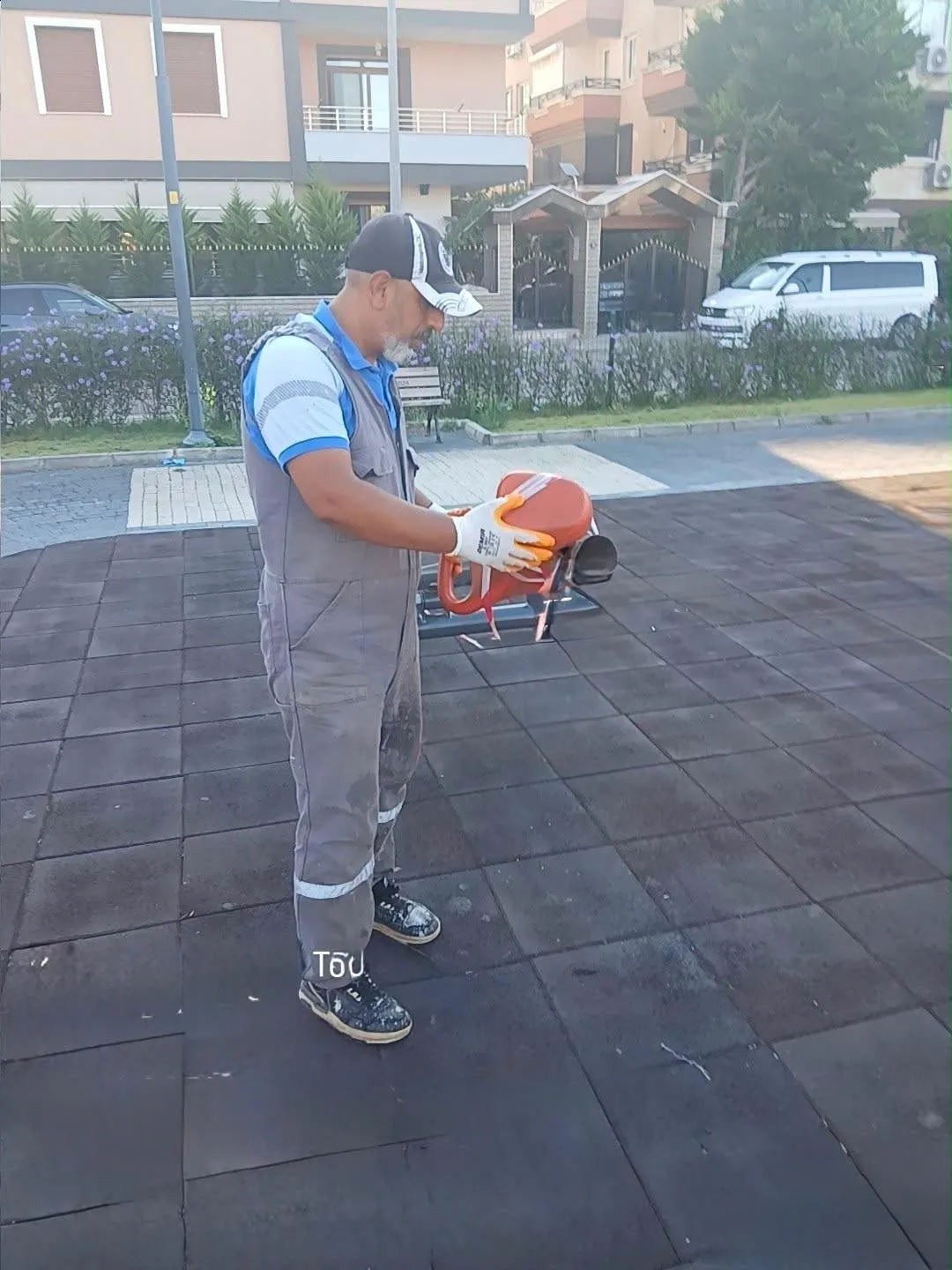 Didim’de parklar yenilendi: Sosyal alanlarda konfor dönemi
