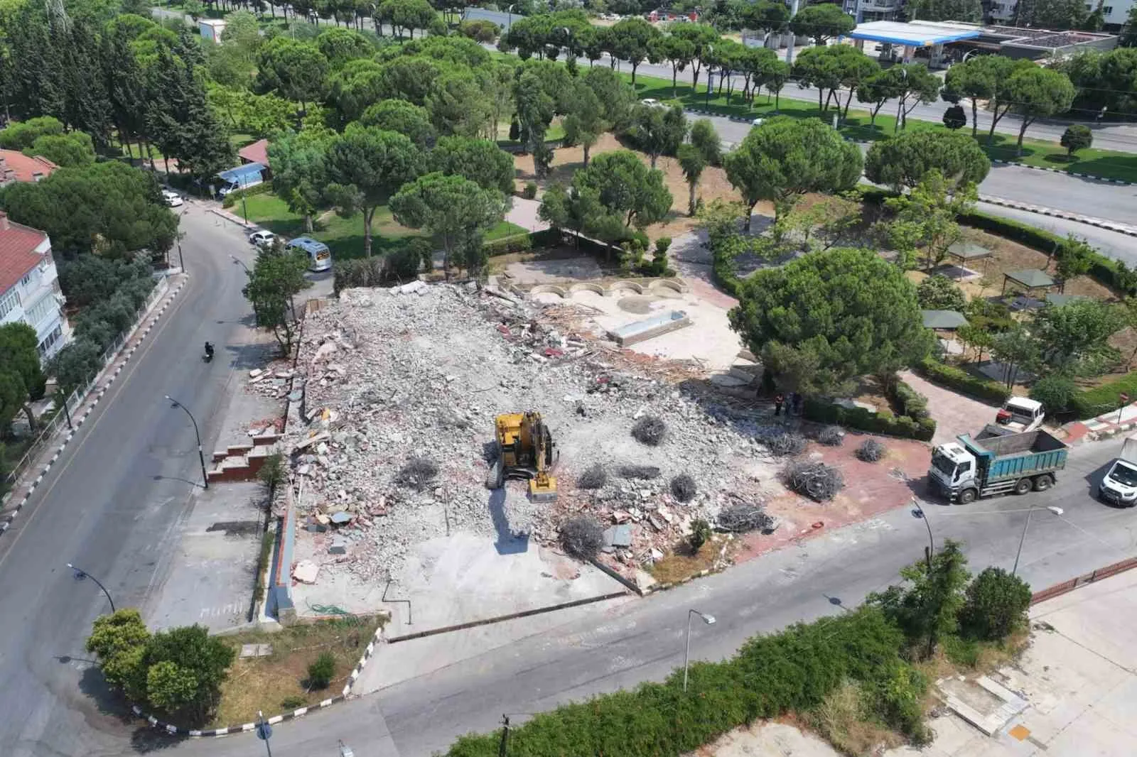 Manisa'da sosyal yaşamın yeni merkezi Laleli'de yükseliyor