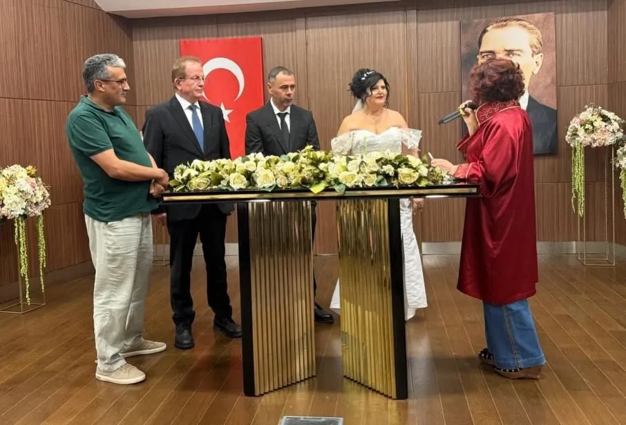 Denizli basınının sevilen ismi dünyaevine girdi: Hatice ve Mustafa çiftinden görkemli imza