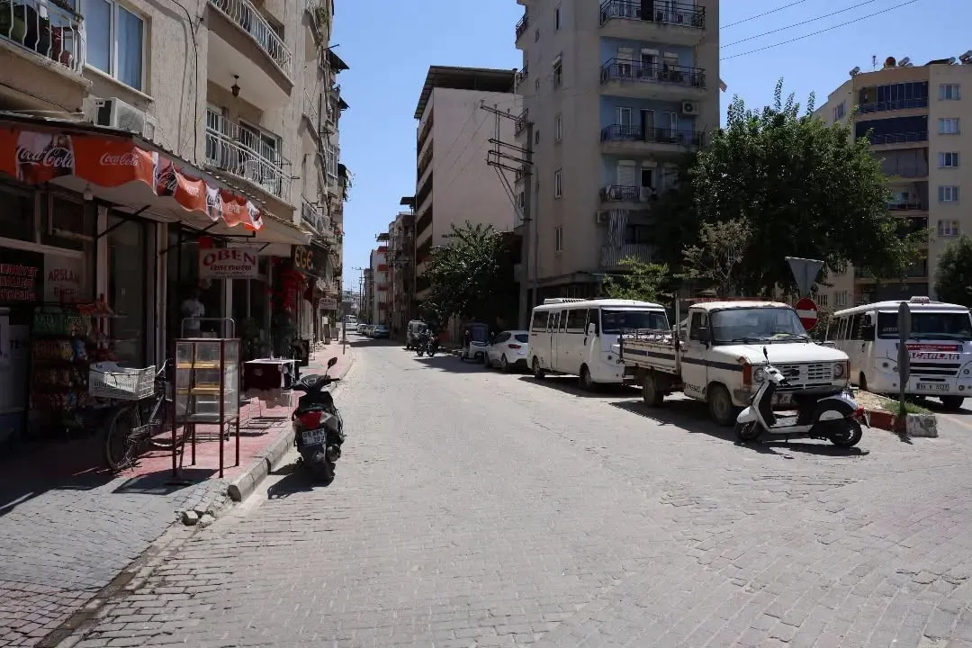 İncirliova'da sürücülere yeni trafik düzenlemesi uyarısı