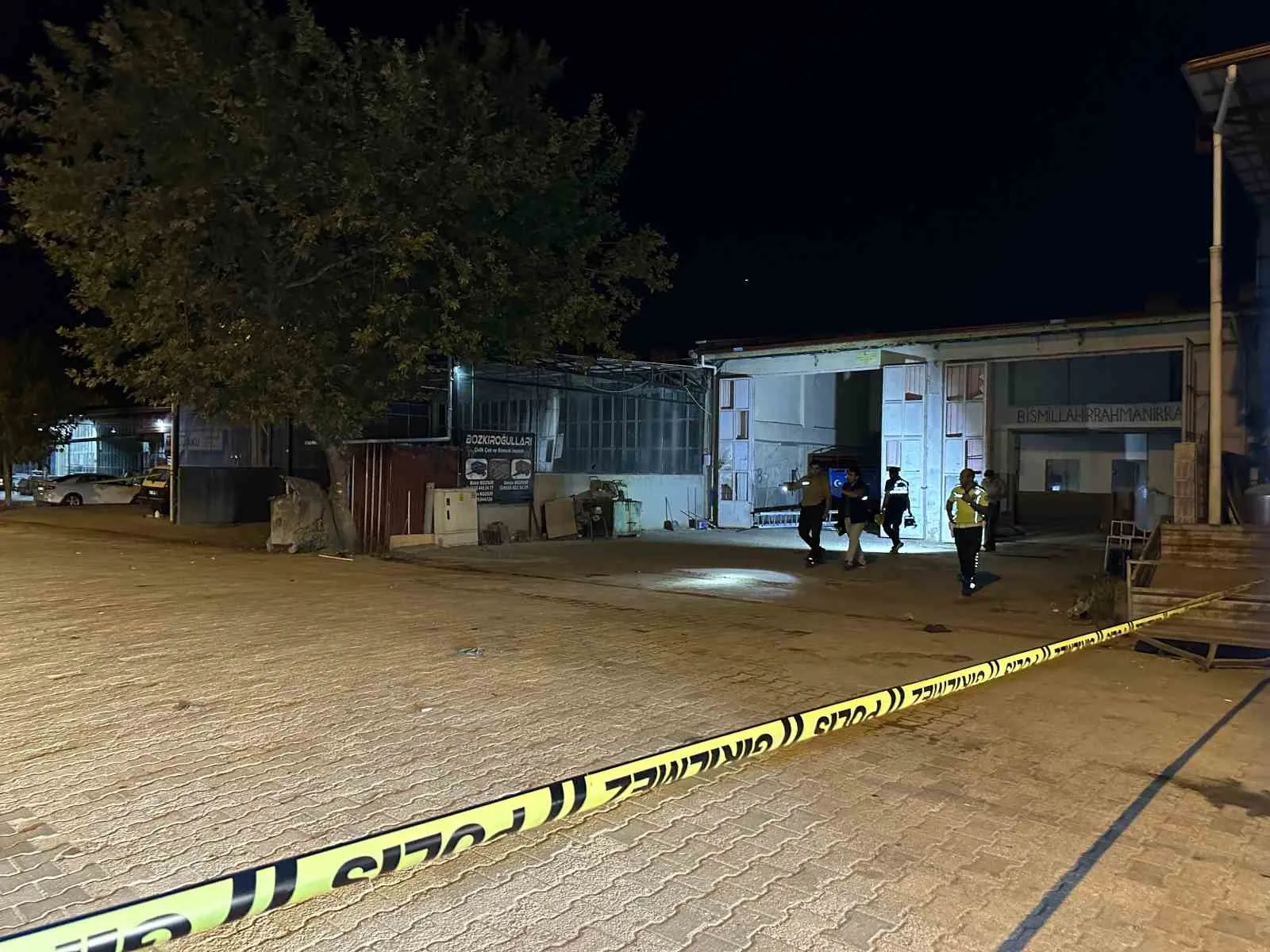 Uşak’ta sanayi sitesinde dehşet anları: Esnaflar arasındaki tartışma kanlı bitti