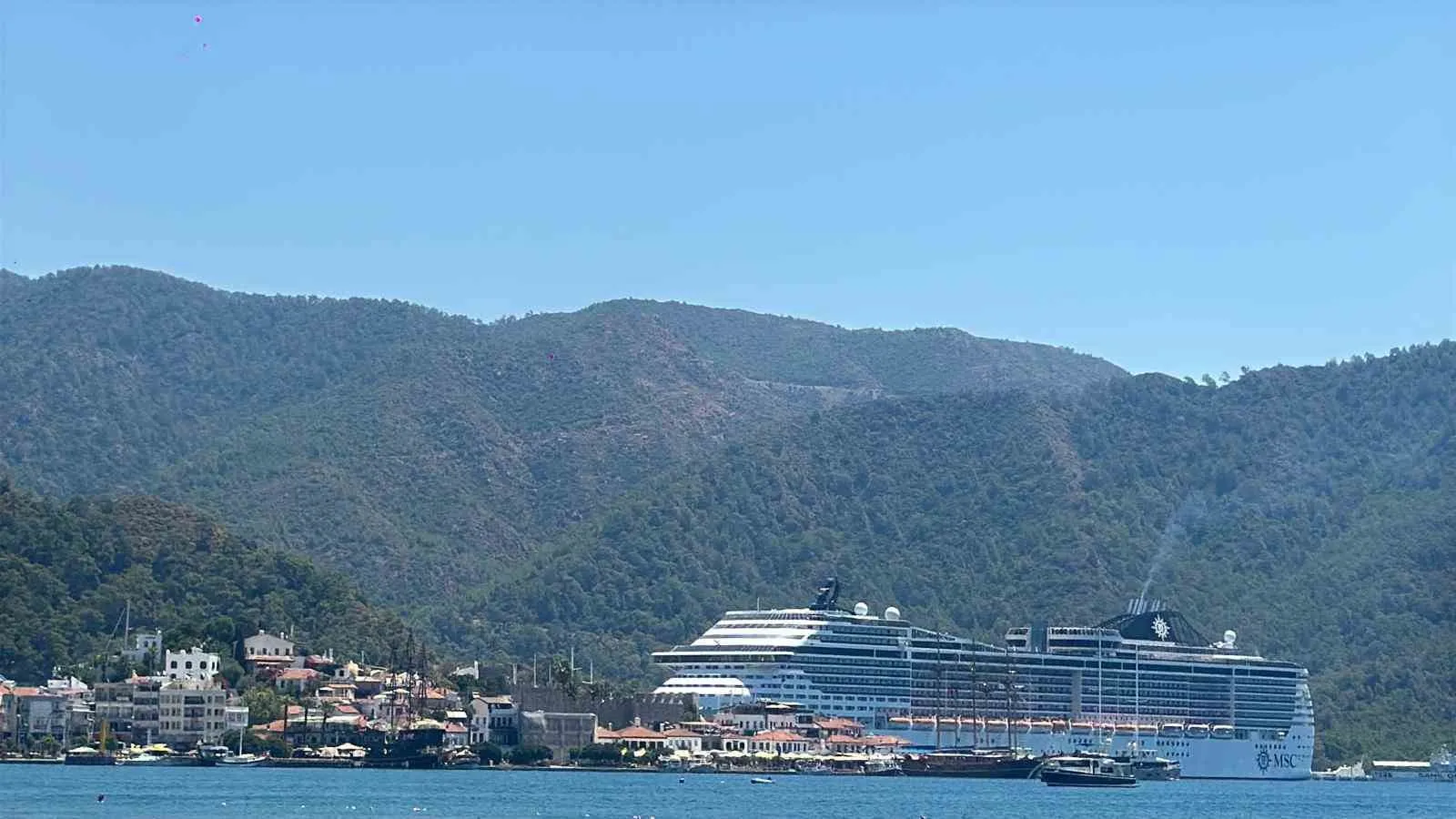 Marmaris limanında dev hareketlilik: Kruvaziyer turizminde hedef 250 bin ziyaretçi