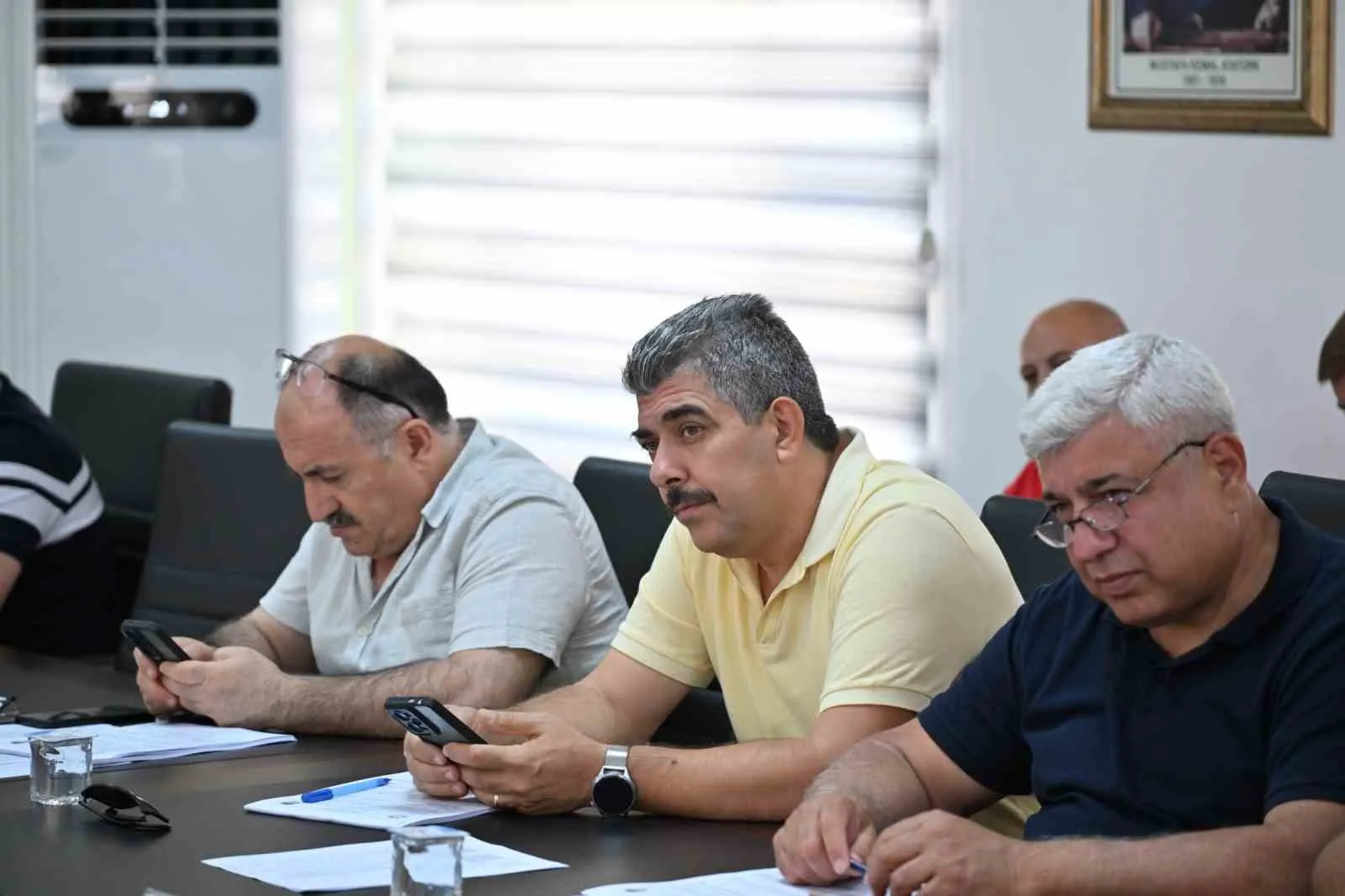Muradiye’de trafik çilesine son: Altyapı mesaisi masaya yatırıldı