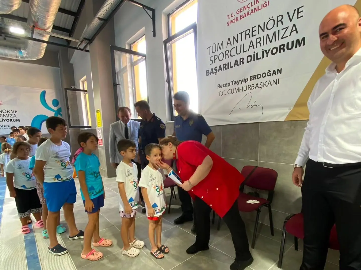 Germencik’te havuzun şampiyonları sertifikalarına kavuştu