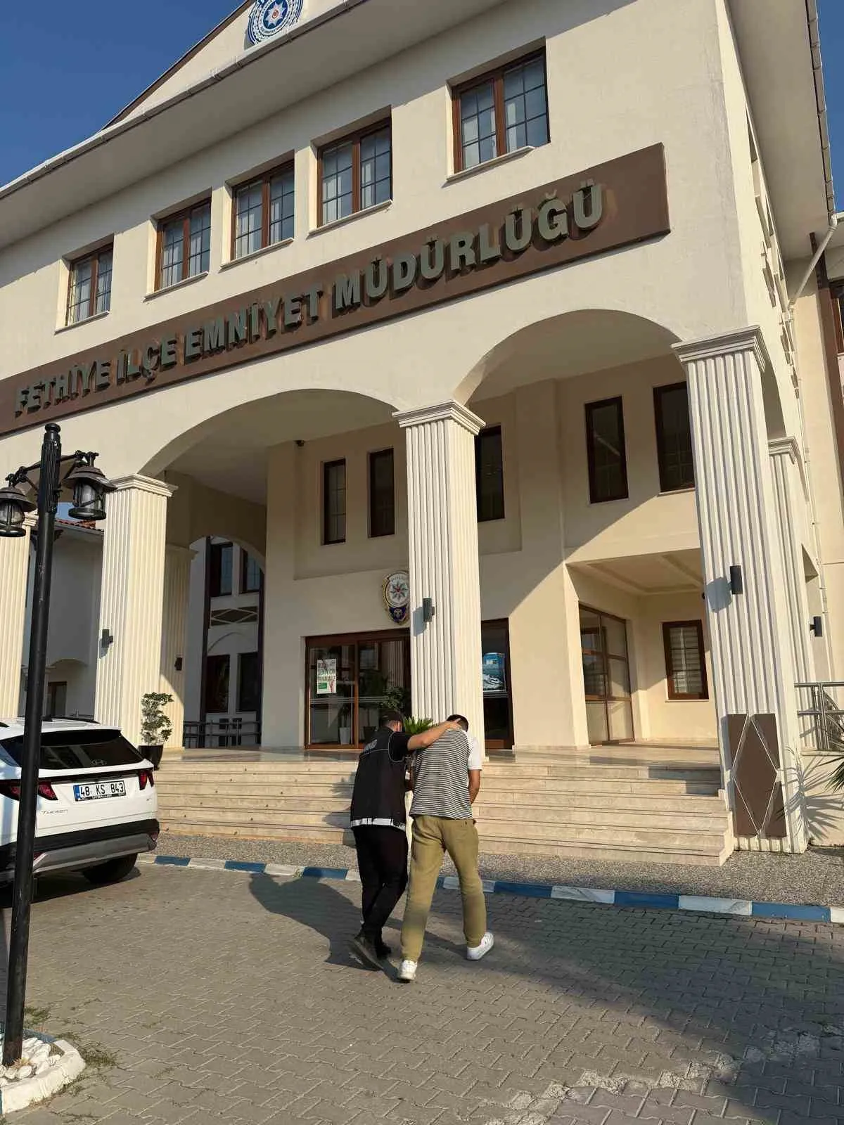 Fethiye narkotik ekiplerinden zehir tacirlerine geçit yok: Bir tutuklama