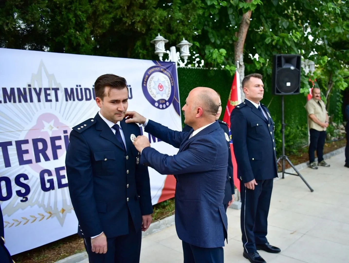 Aydın’da Emniyet Teşkilatında Rütbe Sevinci: Vali Varol’dan Terfi Eden Personele Başarı Mesajı