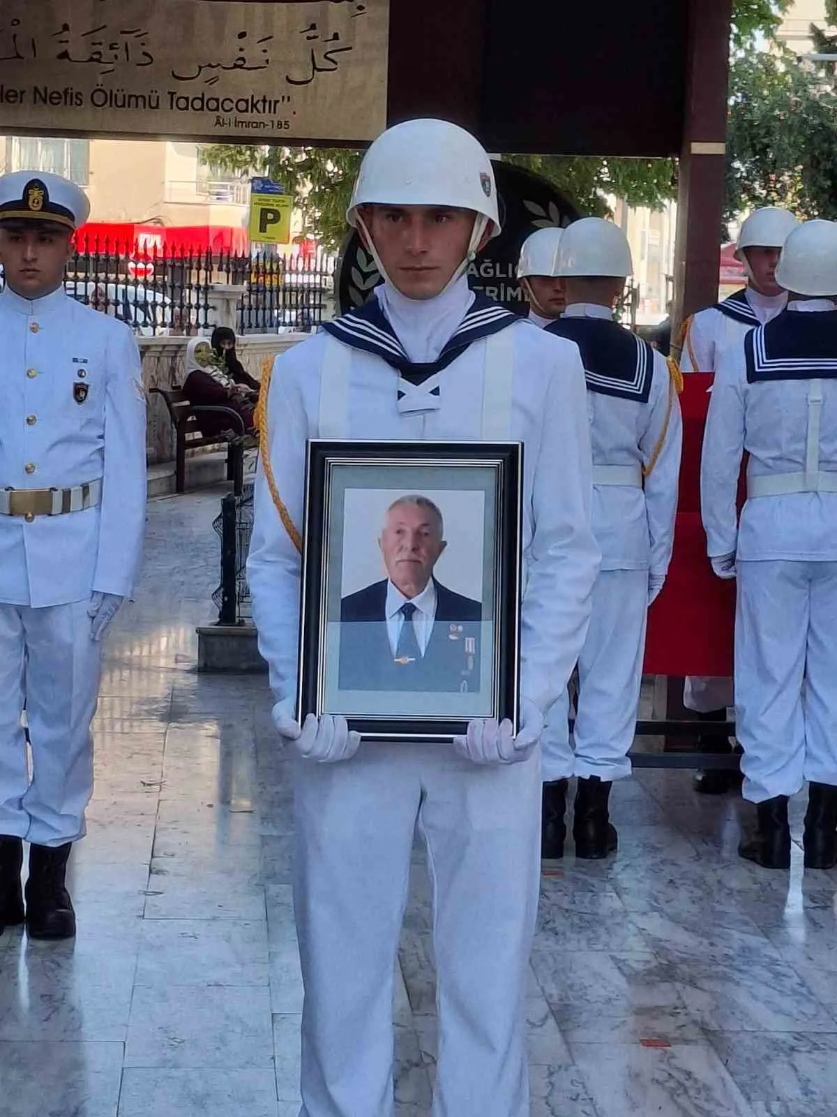 Didim'de hüzünlü veda: Kıbrıs Gazisi Hayrettin Elik son yolculuğuna uğurlandı