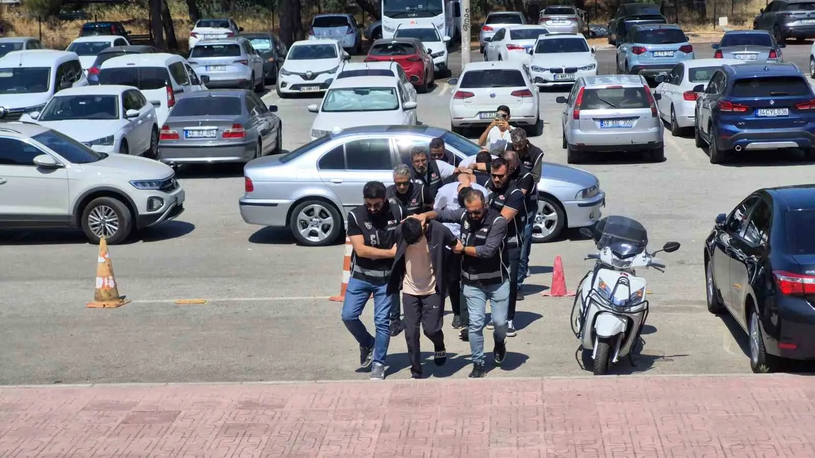 Bodrum'daki silahlı saldırı operasyonunda düğüm çözüldü: 4 ilde eş zamanlı baskın