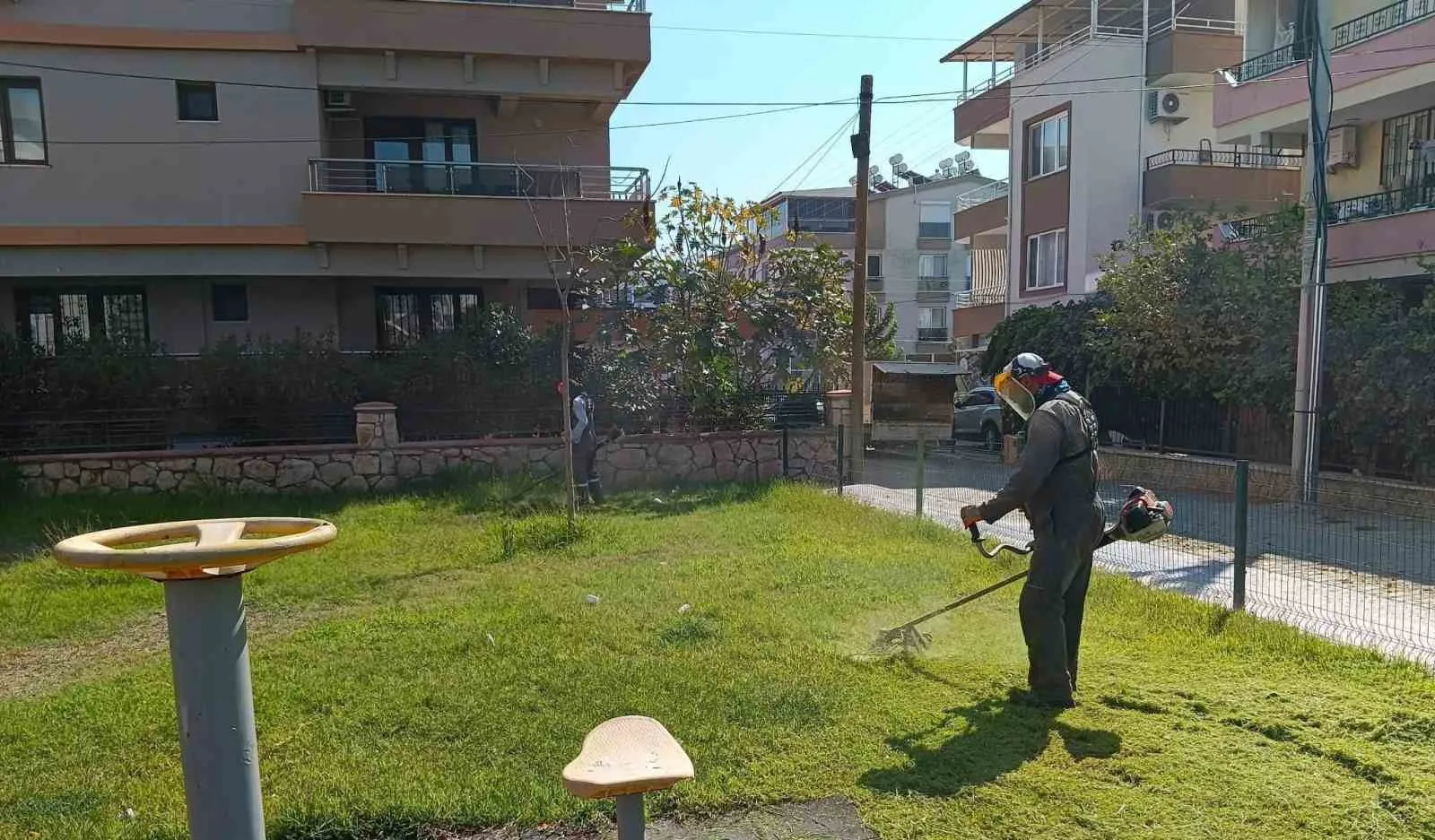 Didim’de estetik dokunuş: Parklar ve sahiller yaza hazırlanıyor