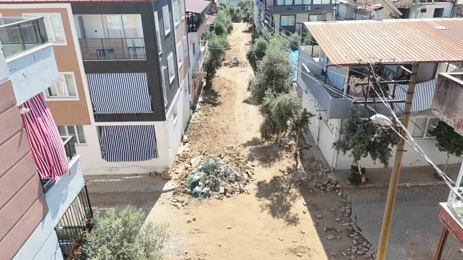 Yıldıztepe’de ulaşım seferberliği: Yollar modern görünüme kavuşuyor
