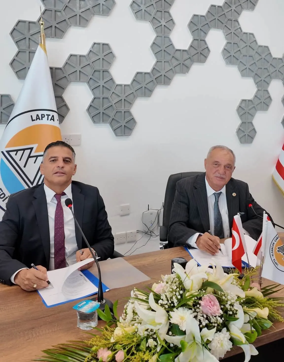Sultanhisar ve Laç arasında imzalar atıldı: Kültürden belediyeciliğe uzanan kardeşlik köprüsü