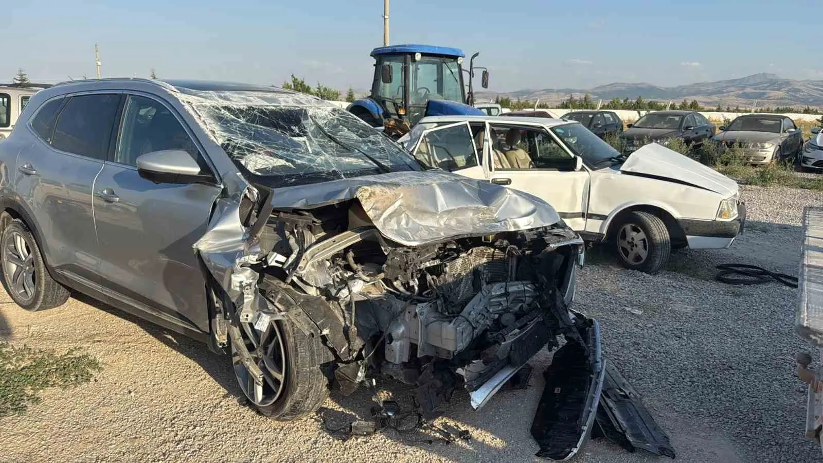 Emirdağ’da yolun sonu: Kavşaktaki şiddetli çarpışma bir can aldı