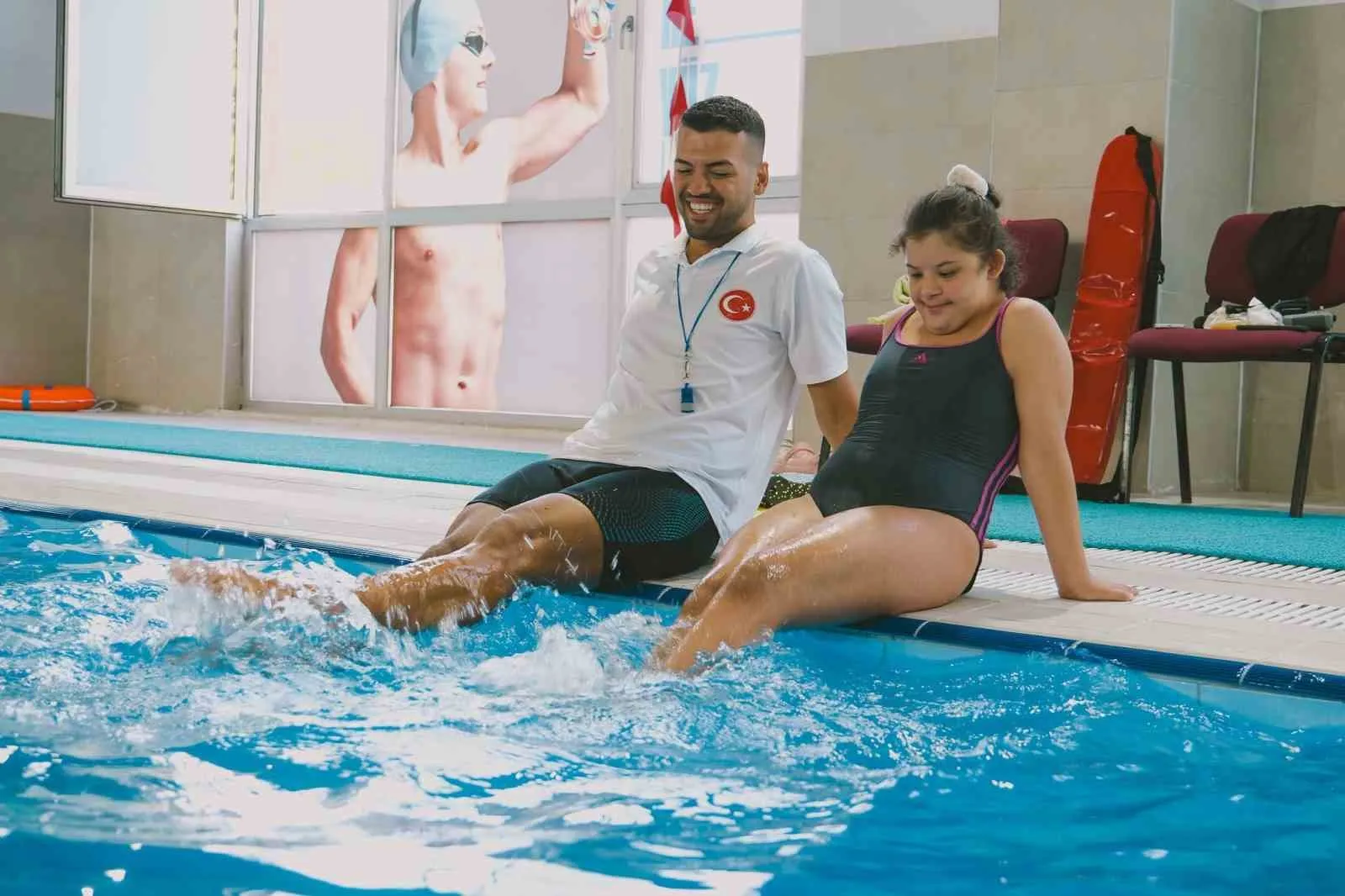 Pınarbaşı Havuzu'nda engel tanımayan kulaçlar: Özel sporcular hayata karışıyor