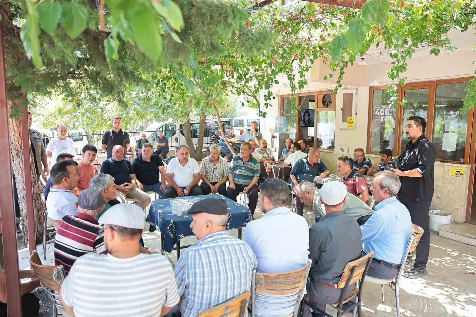 Babadağ’da Vatandaşla Buluşan Çavuşoğlu, Yol Çalışmalarını Yerinde Denetledi