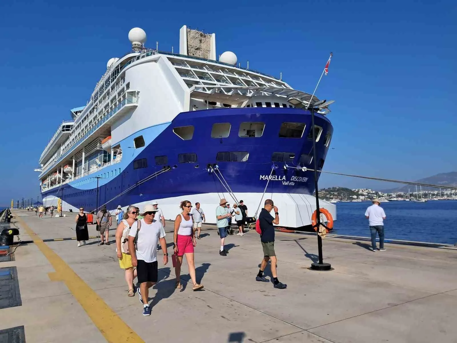 Ege’nin İncisi Bodrum’a Malta Bayraklı Dev Yolcu Gemisi Demir Attı: 2 Bin 540 Kişilik Misafir Kafilesi