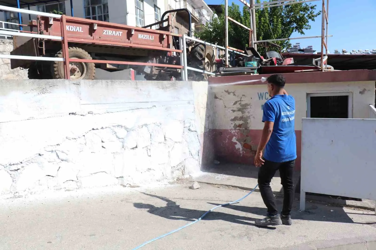 Bozdoğan’da çevre sağlığı seferberliği: Kırsaldan merkeze kireçleme çalışması