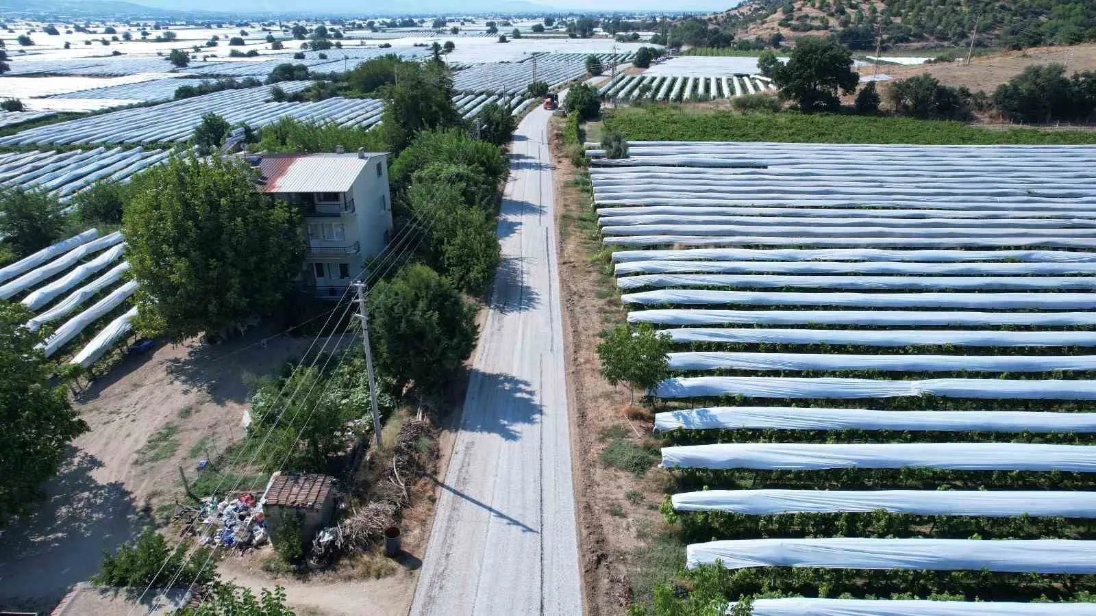 Sarıgöl’de Bağ Bozumu Öncesi 6 Kilometrelik Güzergâhta Konfor Seferberliği