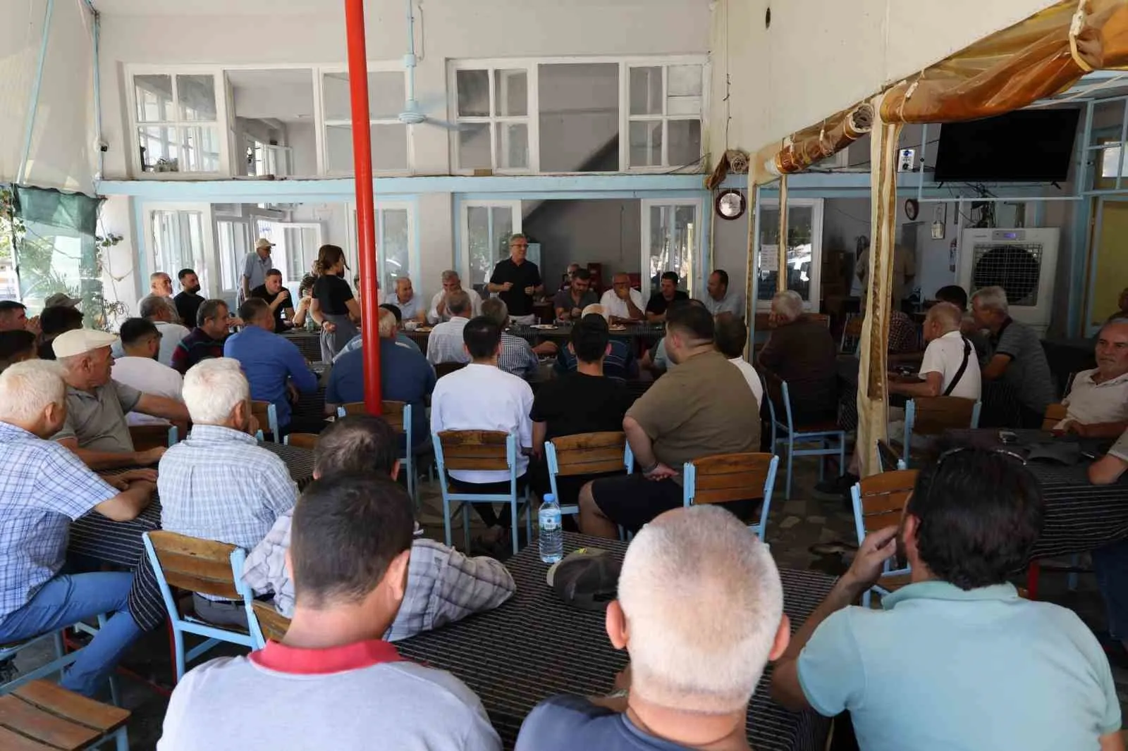 Arslanlı Mahallesi’nde sözler tutuldu: Sosyal tesis 5 günde yenilendi
