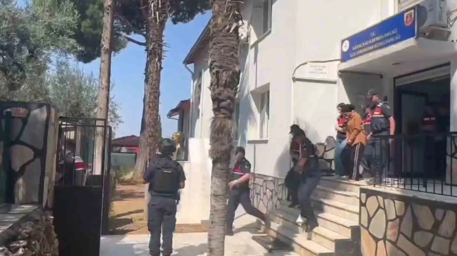 Sahte MİT’çi ve Bankacı Tuzağına Jandarmadan Büyük Darbe: 8 İlde Eş Zamanlı Operasyon