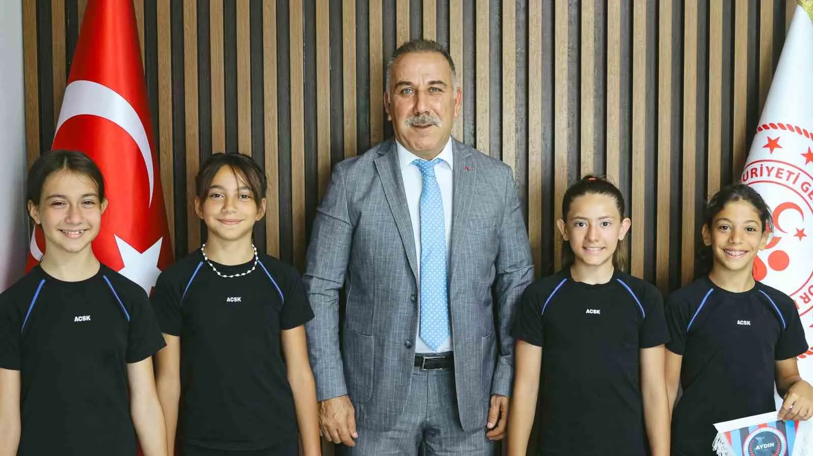 Aydın'ın gurur tablosu: Cimnastikçiler başarılarını İl Müdürü ile kutladı