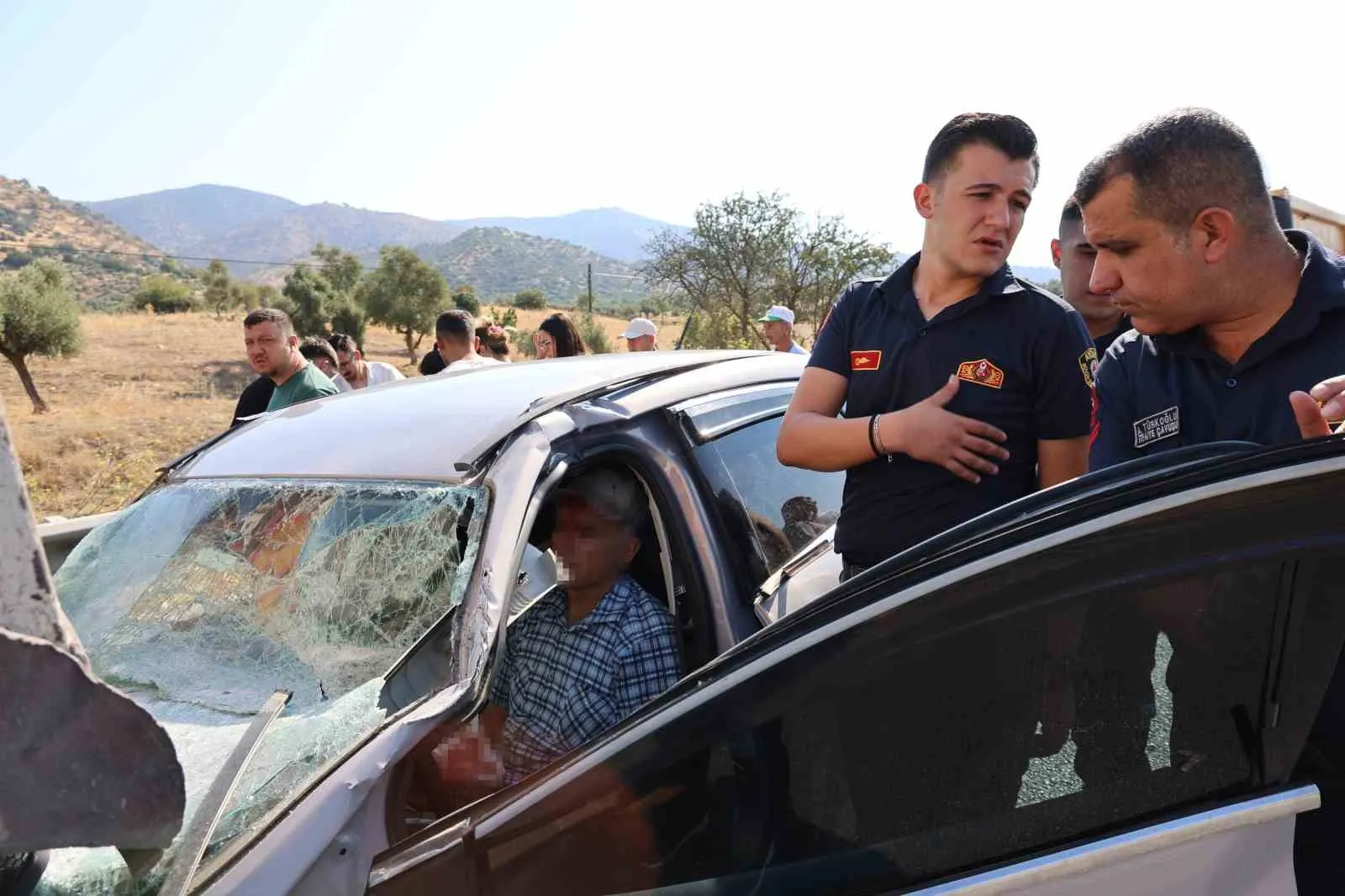 Aydın-Muğla yolunda korkunç kaza: Tırın altına giren araçtaki baba ve kızından acı haber