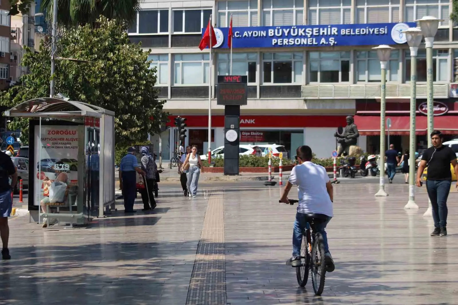 Ege'nin incisi yabancıların yeni rotası oldu: İkamet izni sayısında dikkat çeken yükseliş