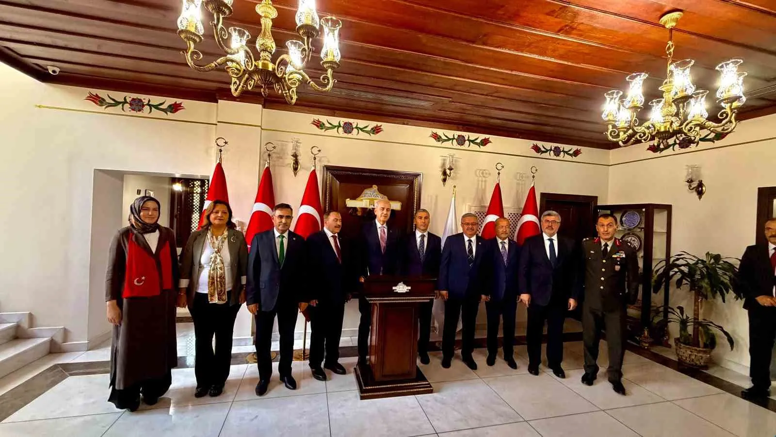Büyük Taarruz’un 104. Yılında Afyonkarahisar’da Anlamlı Buluşma: Kurtulmuş’tan Valilik Ziyareti