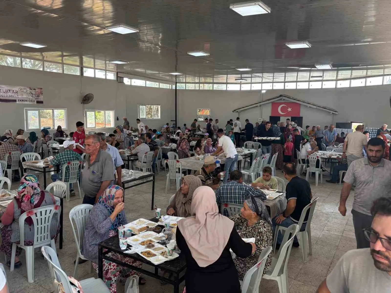 Manisa kahramanını unutmadı: Şehit Ege Süleyman Görece dualarla yad edildi