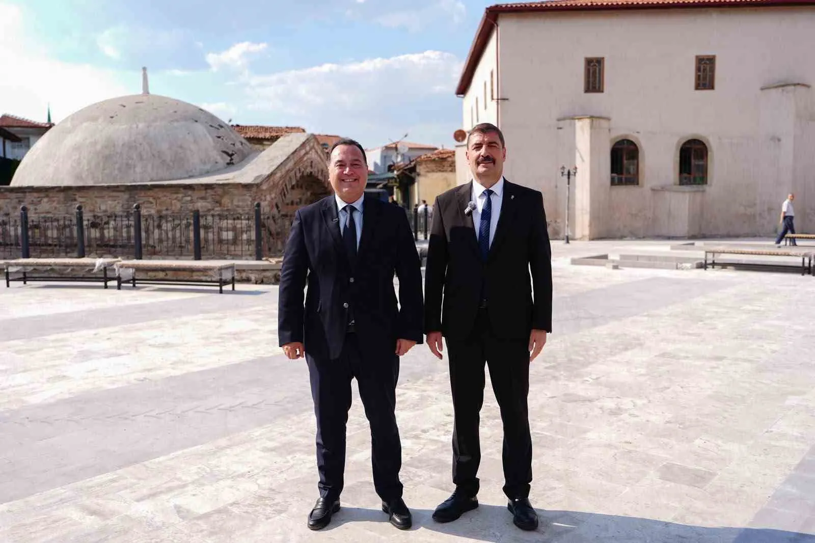 Kula’nın kalbi yeniden atıyor: Tarihi çarşıya modern dokunuş