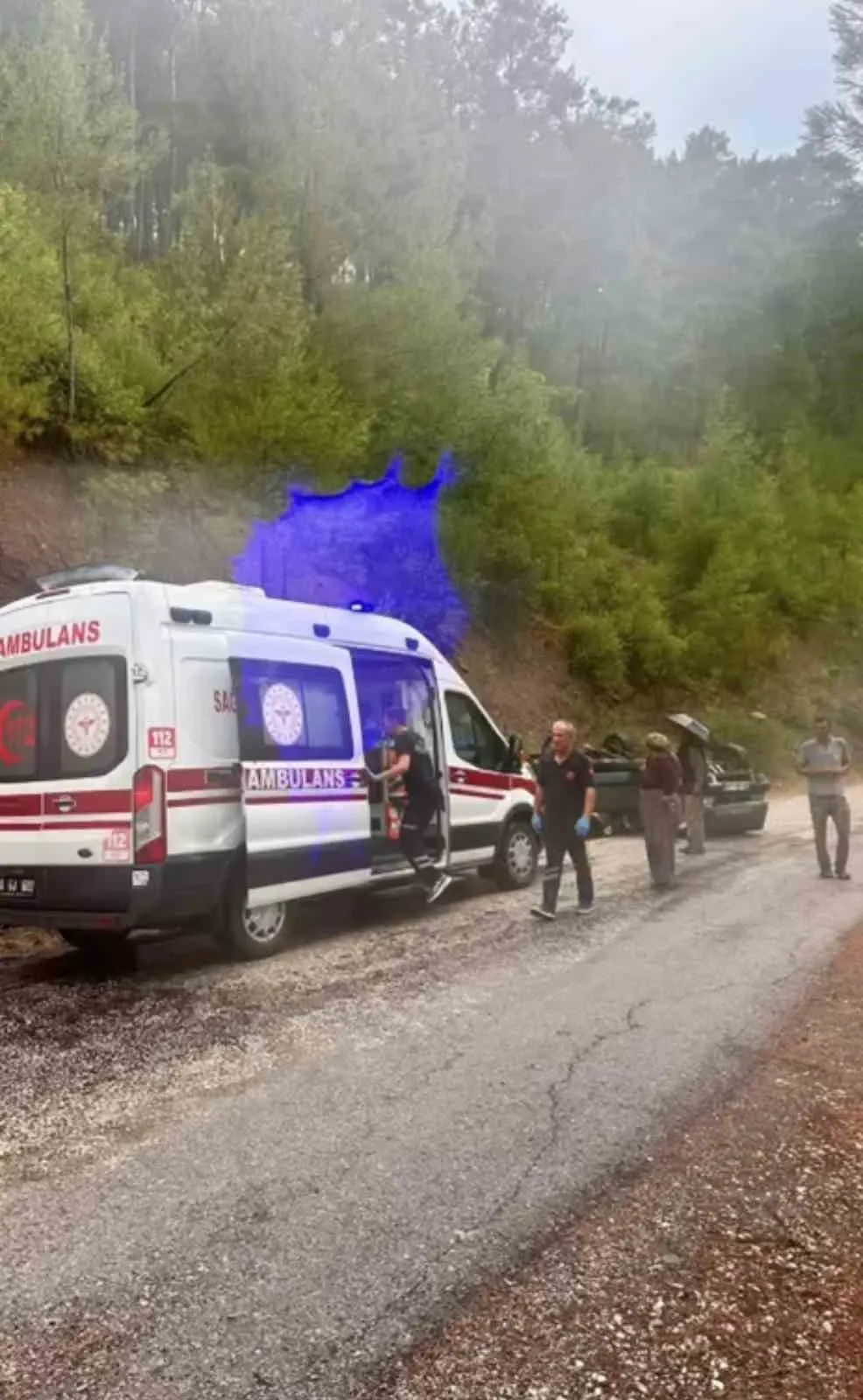 Denizli'de yolculuk kabusa döndü: Yağmurun kayganlaştırdığı yolda feci kaza