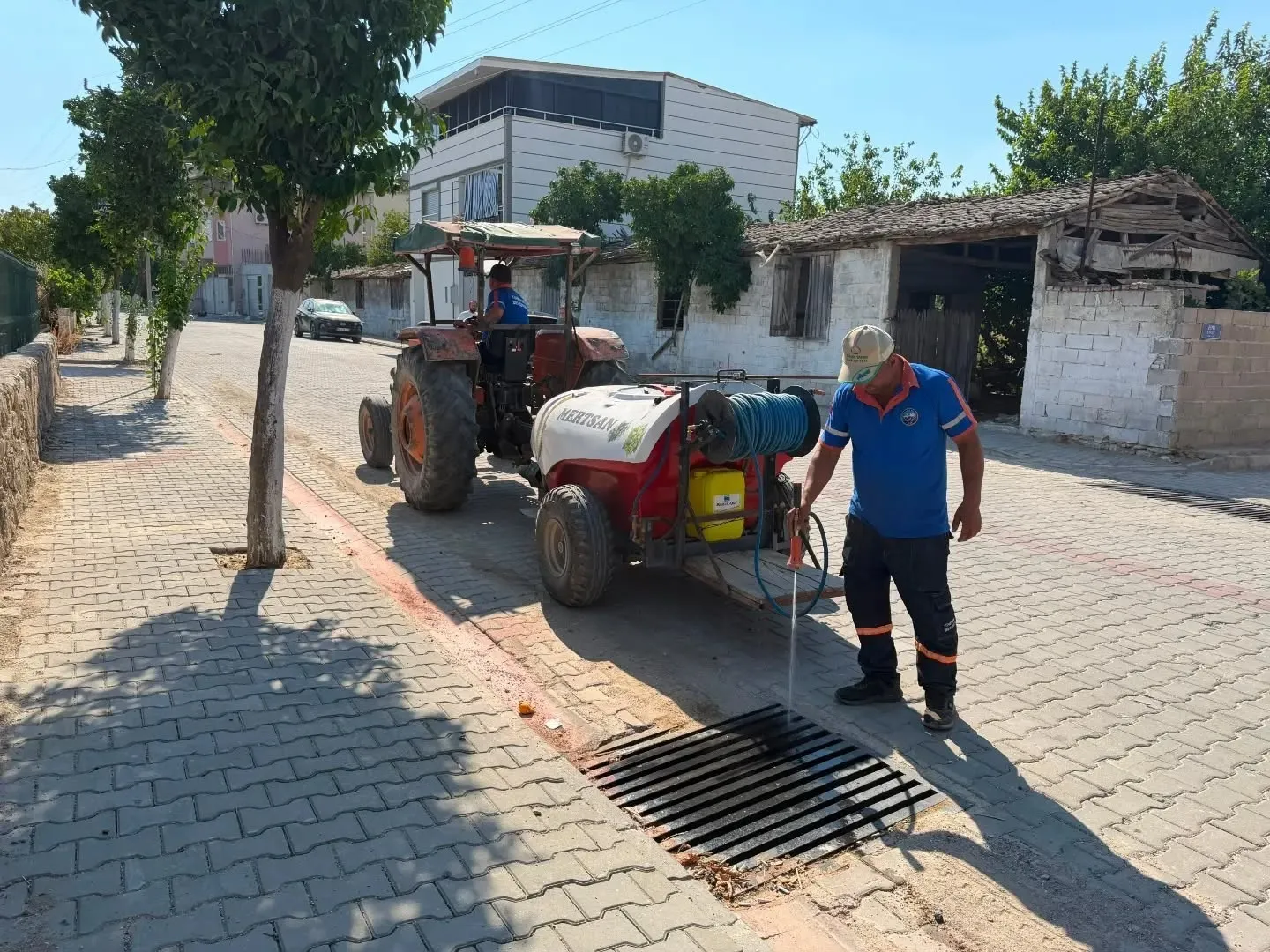 Yenipazar’da yaz mesaisi: Haşerelere karşı kapsamlı önlem