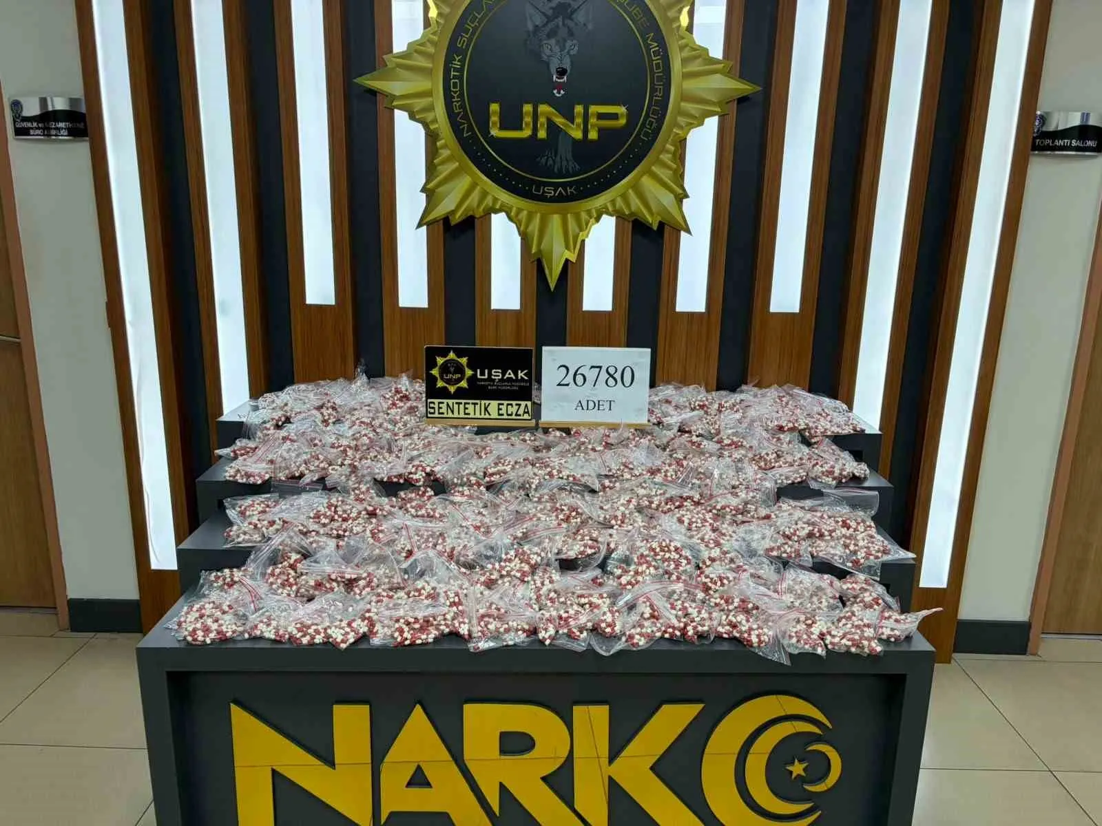 Uşak’ta zehir tacirlerine ağır darbe: 14 tutuklama