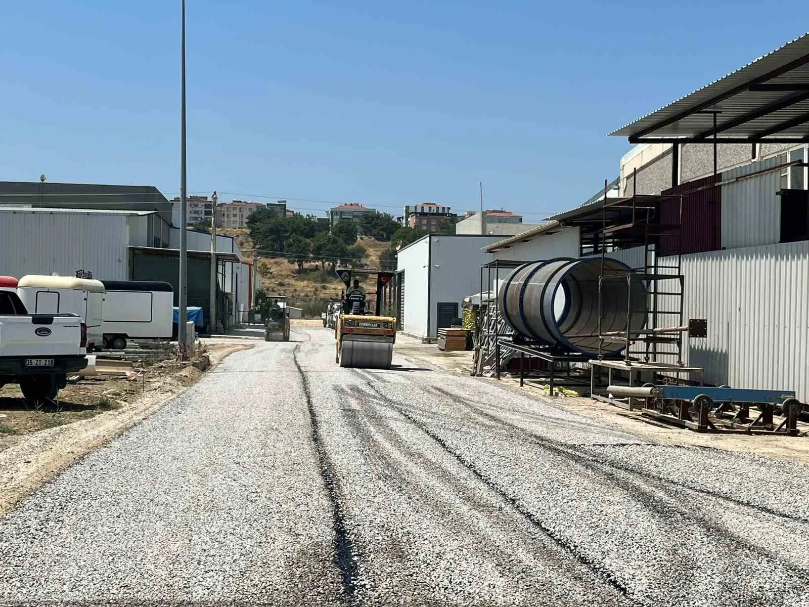 Turgutlu sanayisinde asfalt seferberliği: 16 sokak yenileniyor