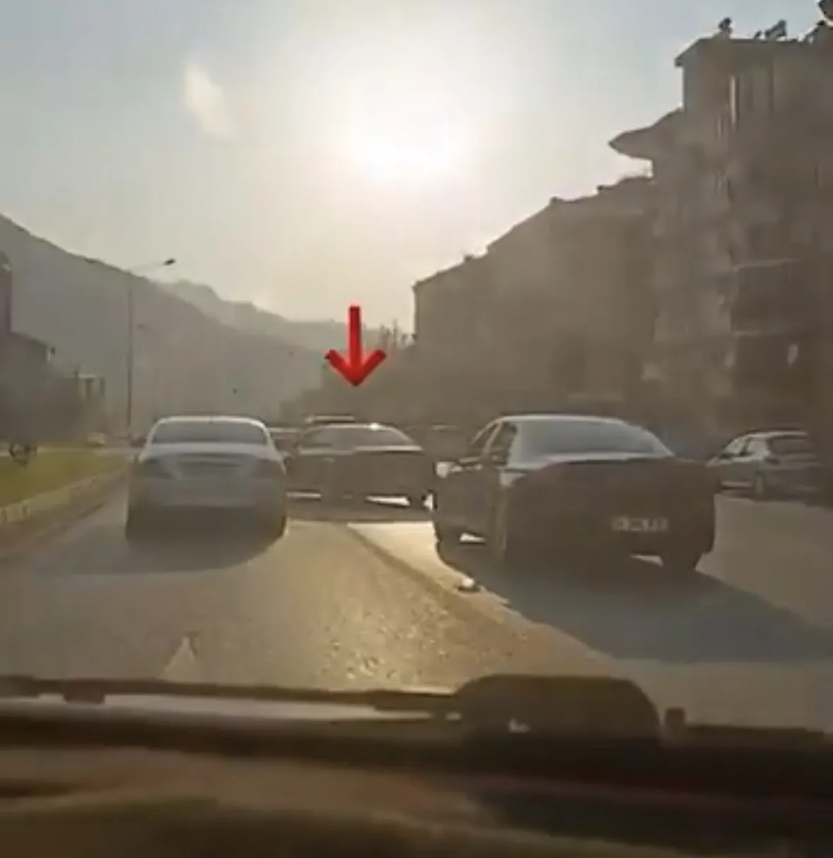 Makas Atan Sürücüye Ağır Yaptırım: 90 Bin TL Ceza ve 60 Gün Trafikten Men