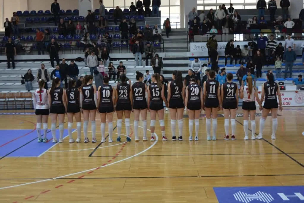 Turgutlu'nun spor elçilerine destek çağrısı: Salonlarda markanız parlasın