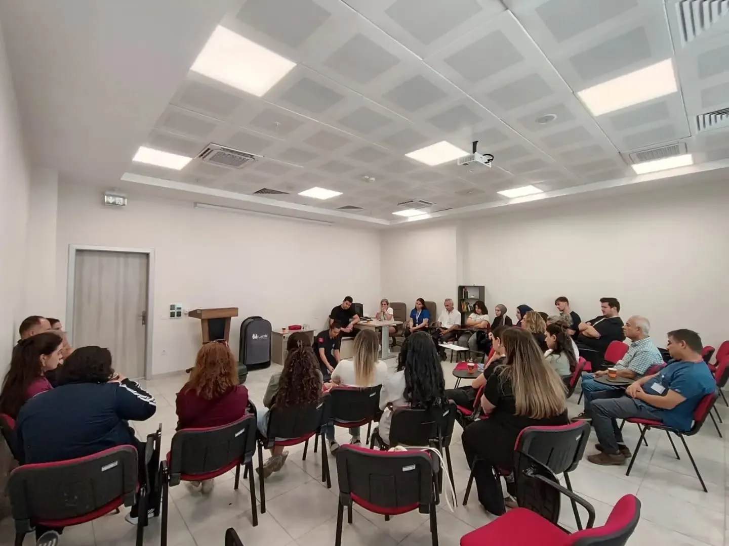Karacasu'da sağlıkçılara kritik müdahale eğitimi: Saniyeler hayat kurtaracak