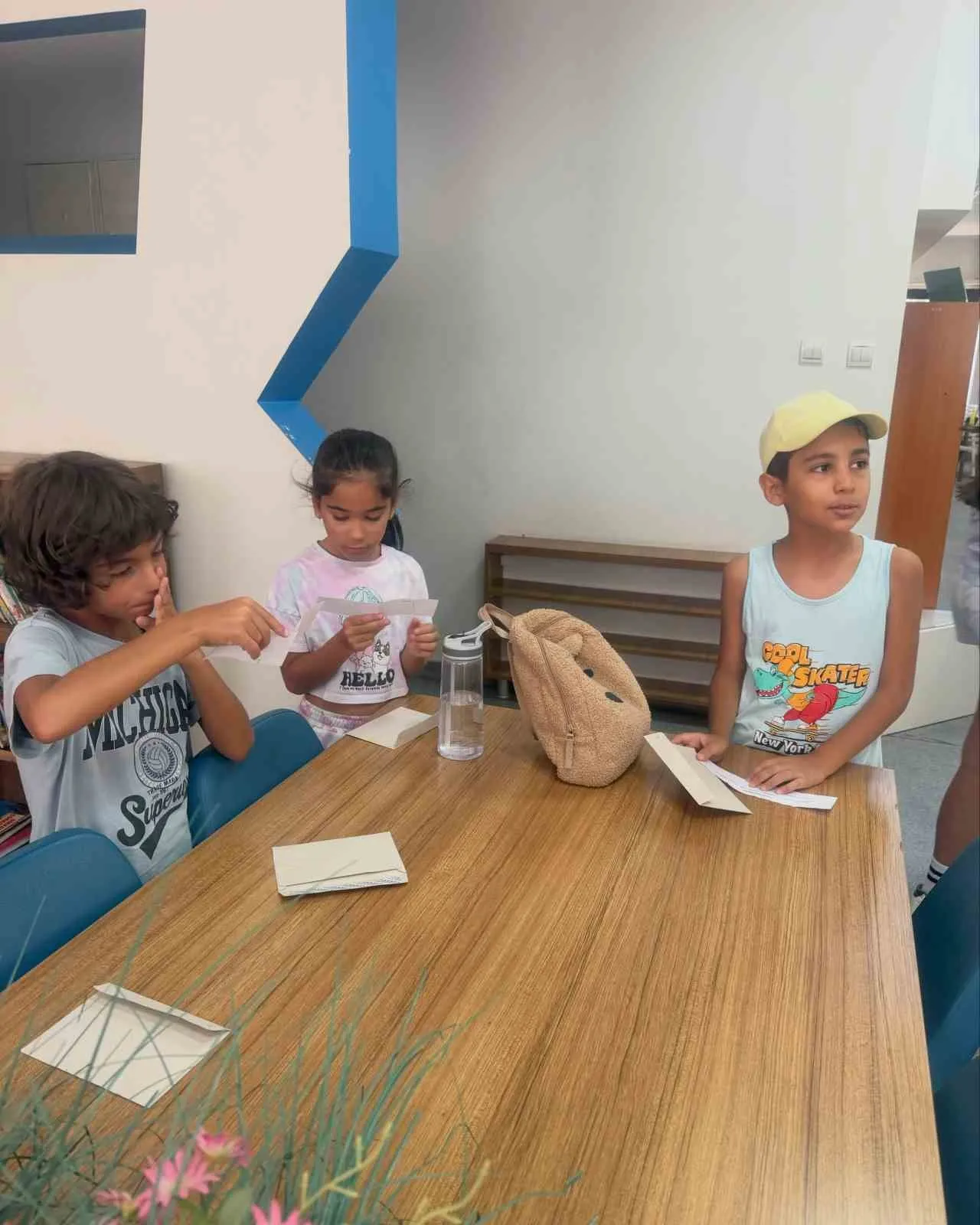 Minik okurlar kütüphanede hazine avına çıktı: Kayıp anahtarın peşinde macera dolu anlar