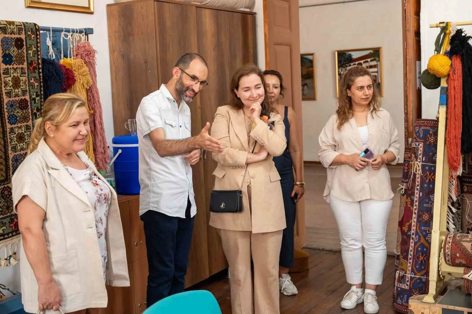 Viyana’dan Muğla’ya kültürel köprü: Aslıhan Bozatemur el sanatlarını inceledi