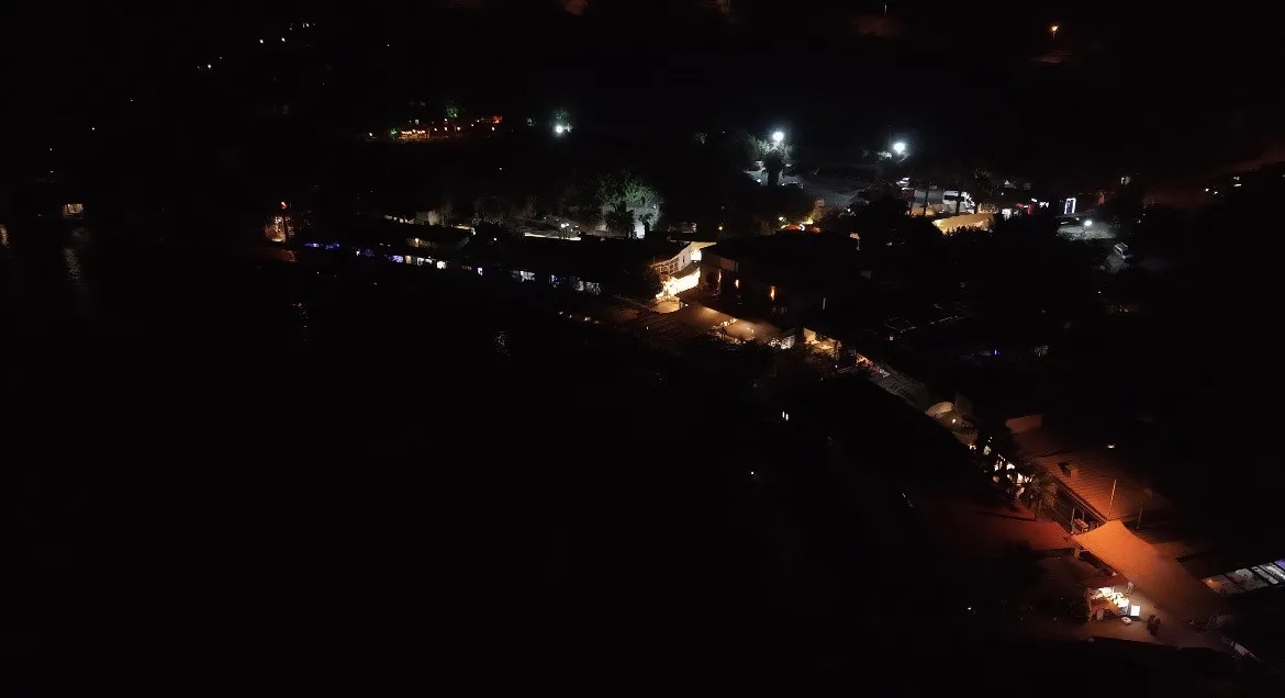 Ege'nin iki yakasında gökyüzü şöleni: Işıklar söndü, yıldızlar sahneye çıktı