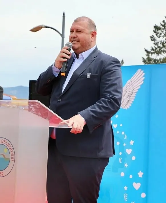 Menderes Belediyesinde şok baskın: Belediye Başkanı İlkay Çiçek gözaltında