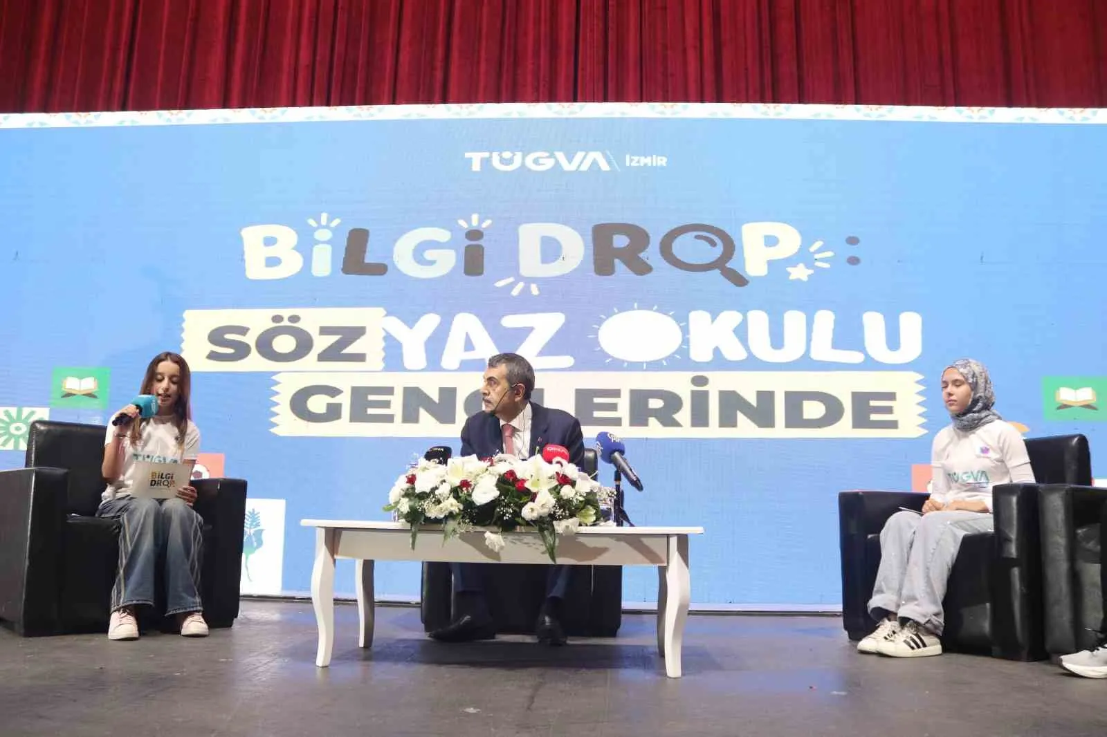 Bakan Tekin’den gençlere ezber bozan tavsiye: Mahalle baskısını değil, yeteneğinizi dinleyin