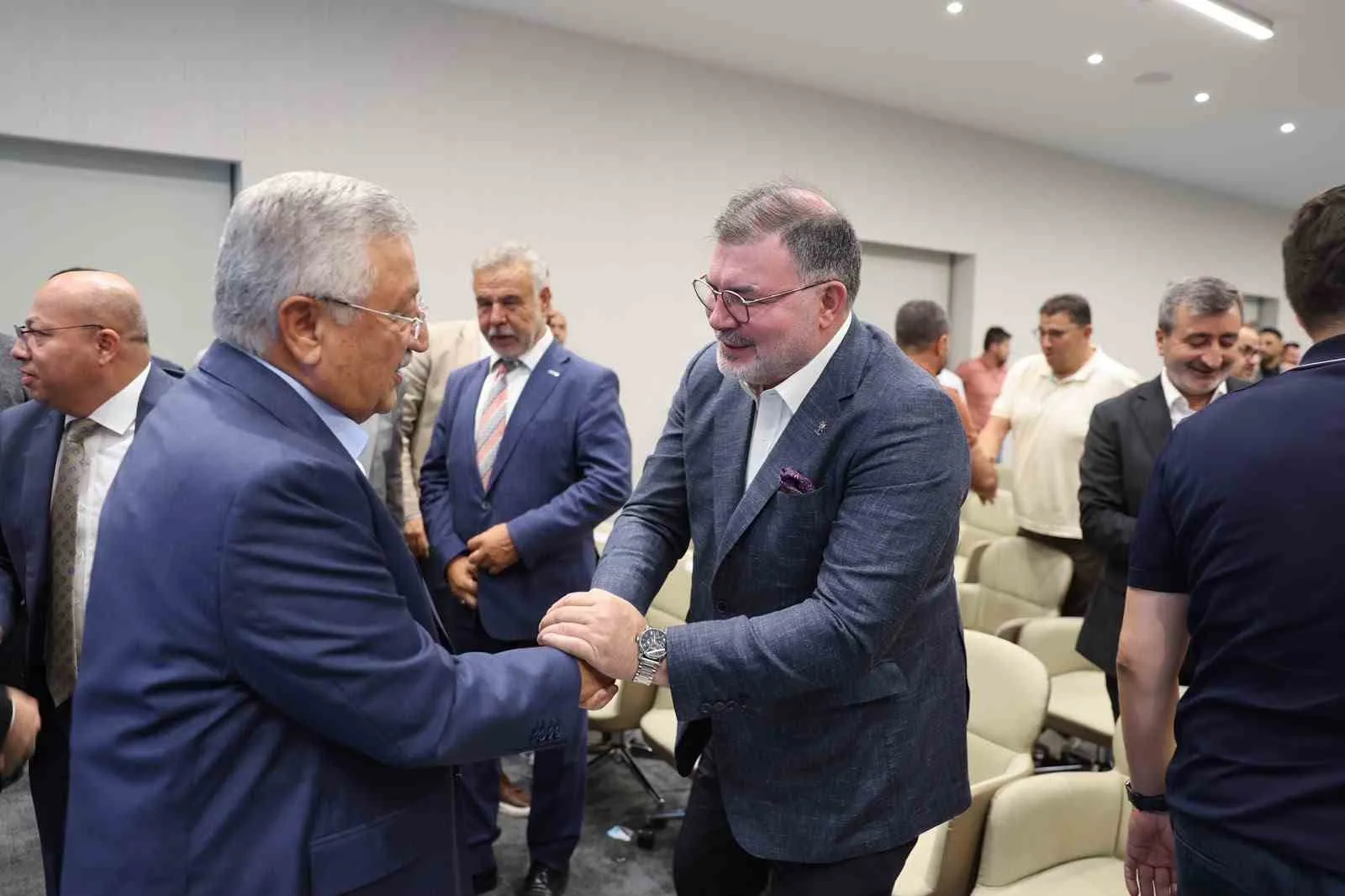 Bilal Saygılı'dan iş dünyasına "stratejik güç" vurgusu: İzmir ekonominin lokomotifi