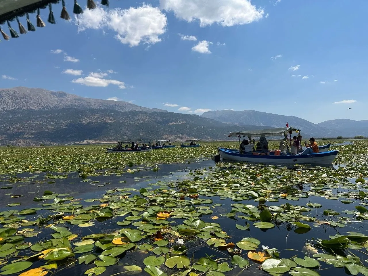 Kalem tutan eller şimdi doğayı keşfediyor: Kursiyer kadınların unutulmaz Çivril turu