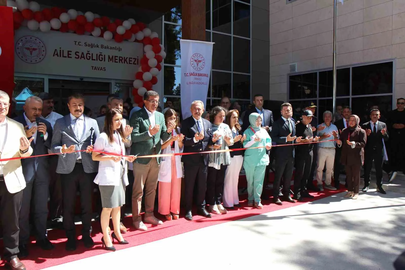 Tavas’ta sağlıkta dev yatırım hamlesi: İki yeni merkez kapılarını açtı