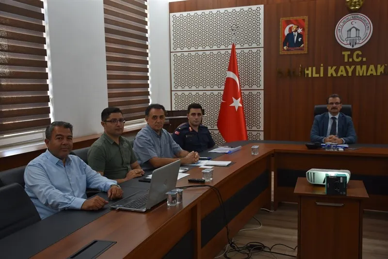 Salihli’de huzur operasyonu: Metruk binalar ve hurda araçlar için düğmeye basıldı