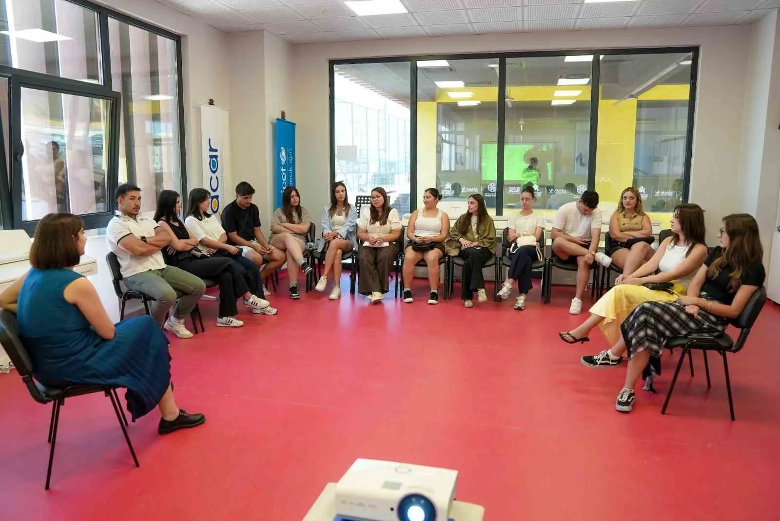 Aliağa’da Gençlik Çalıştayı: Katılımcı Yerel Yönetim İçin Yeni Bir Adım