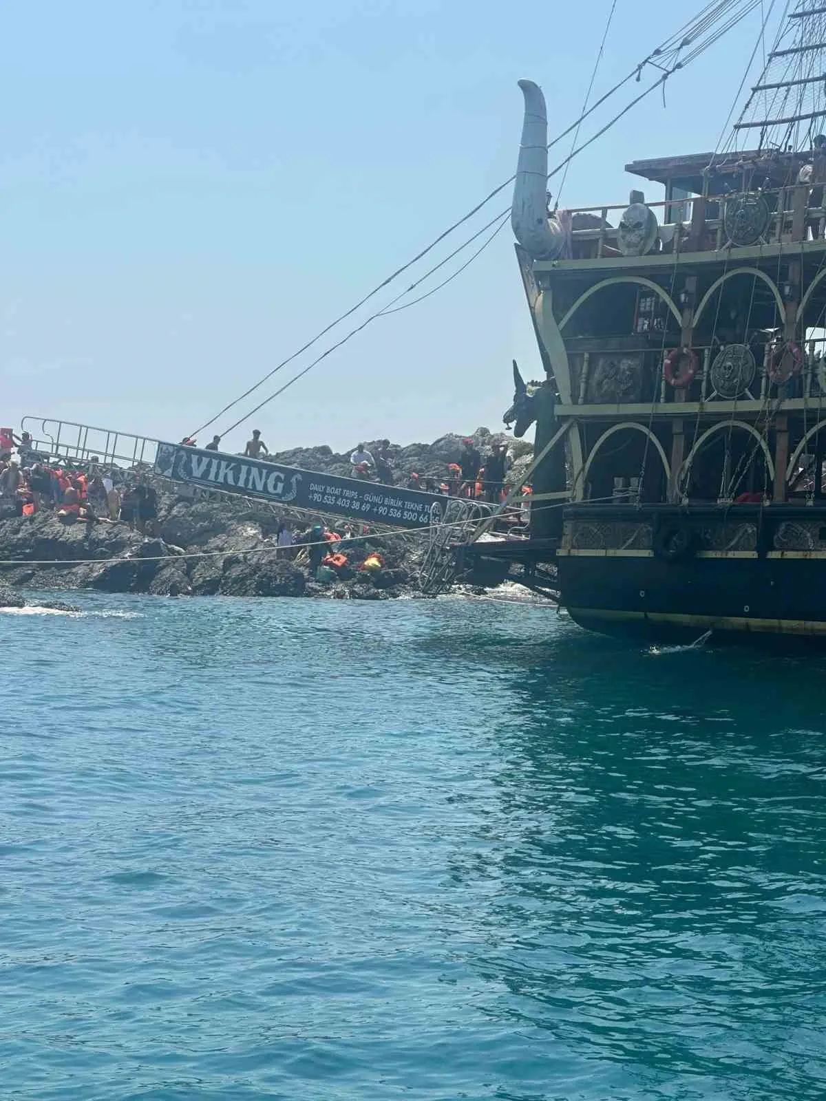 Ölüdeniz açıklarında korku dolu anlar: 100 yolcu ölümden döndü