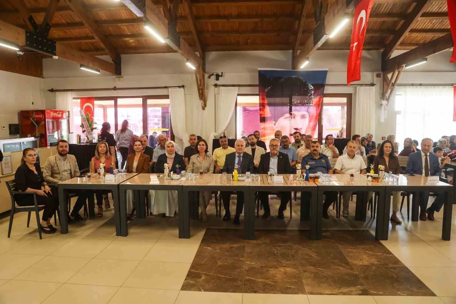 Uşak'ta Bir İlk: El Ele Kafe ile Engeller Ortadan Kalkıyor