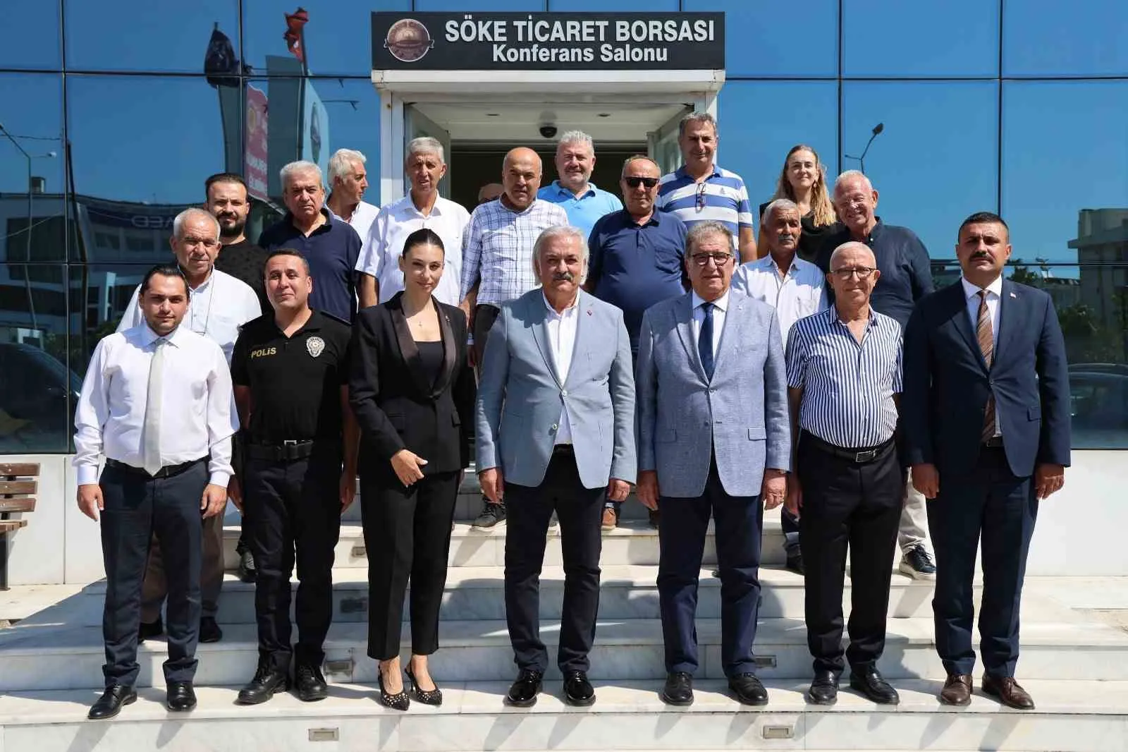 Söke’de incir bereketi: Sezonun ilk ürününe rekor fiyat